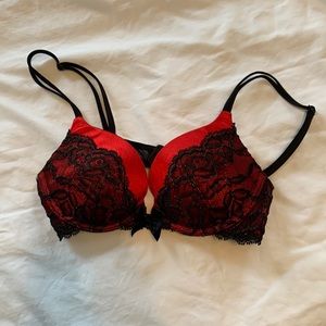 Victoria's Secret Very Sexy Plunge Bra
